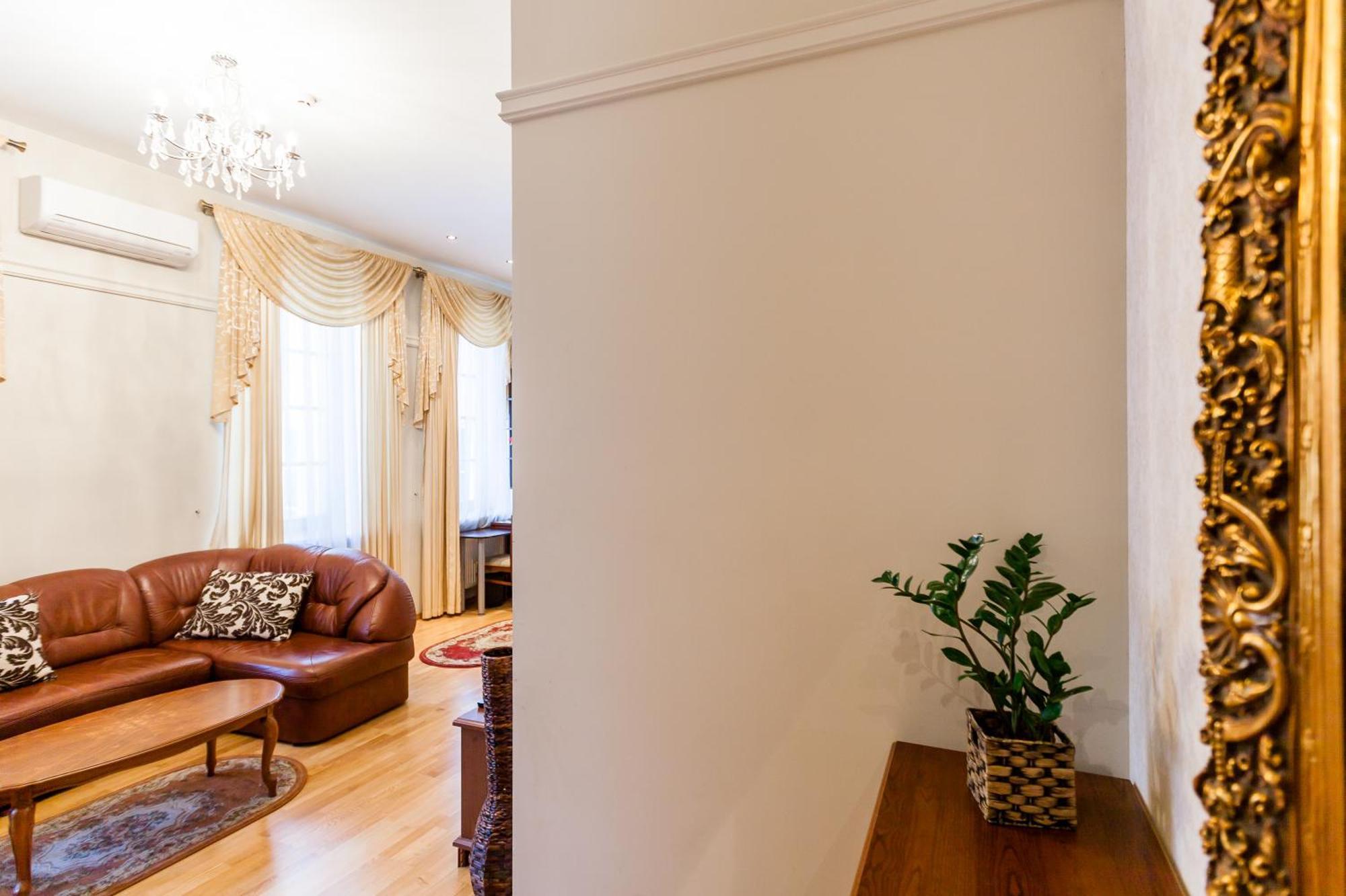 Central Apartments 2 X Free Parking X Self Check-In 24H By H&H 빌뉴스 외부 사진